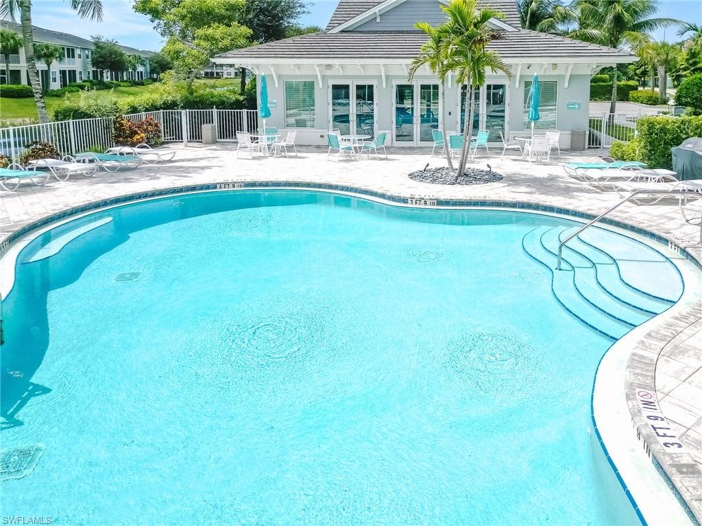 6940 Avalon Cir 503, Naples, FL 34112-32