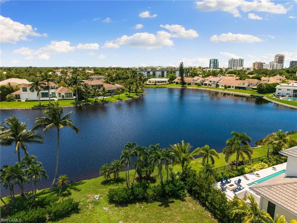 530 Turtle Hatch Rd, Naples, FL 34103-11