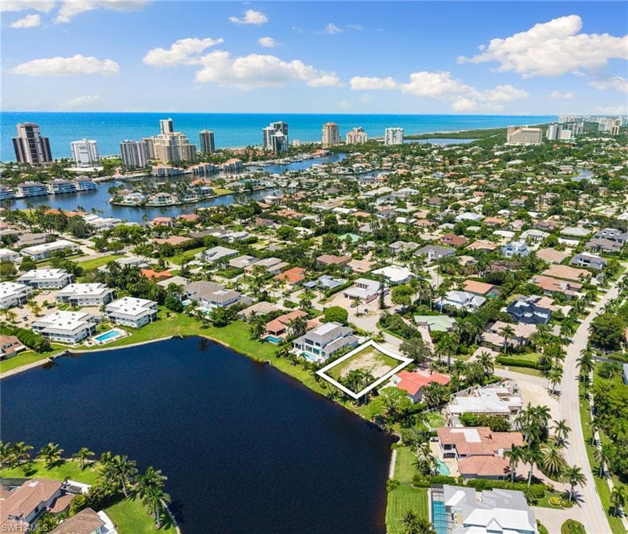 530 Turtle Hatch Rd, Naples, FL 34103-19