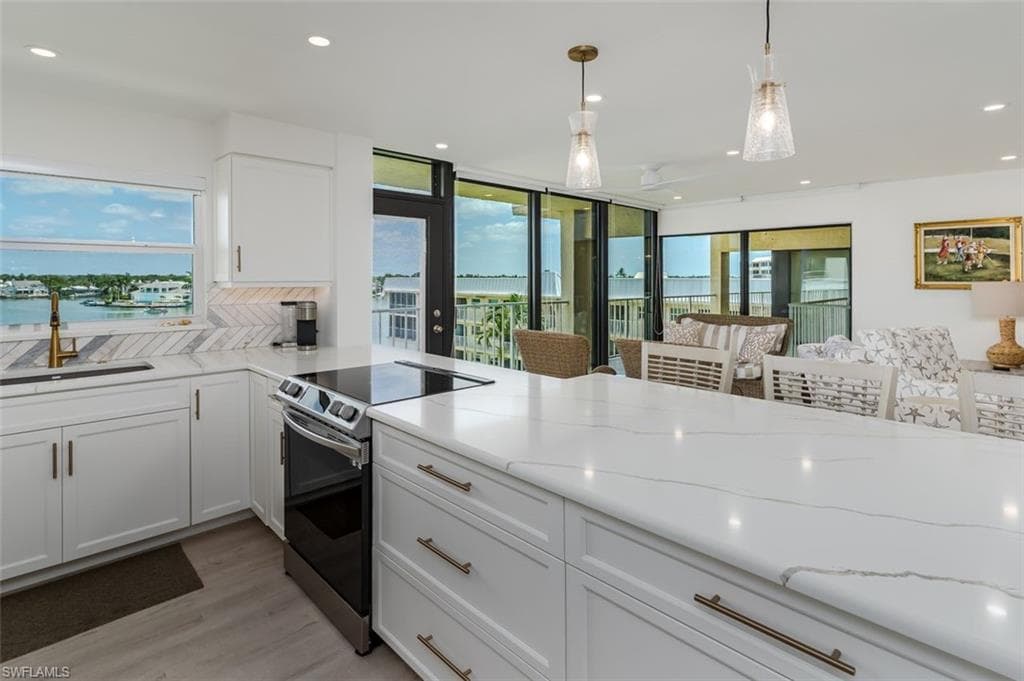 3450 Gulf Shore Blvd N 508, Naples, FL 34103-7