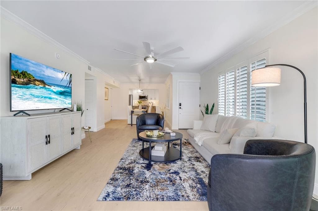 4150 Crayton Rd B2, Naples, FL 34103-3