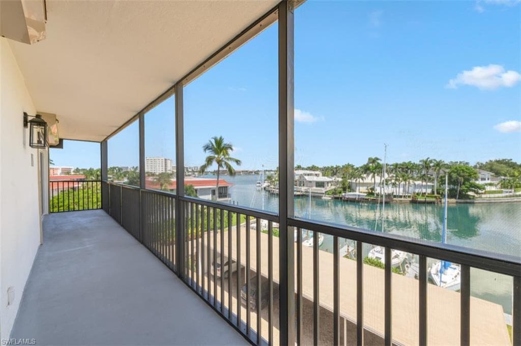 2170 Gulf Shore Blvd N 44e, Naples, FL 34102-17