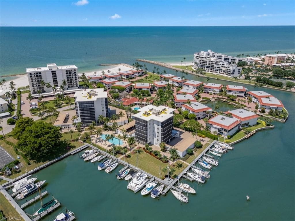 2170 Gulf Shore Blvd N 44e, Naples, FL 34102-22