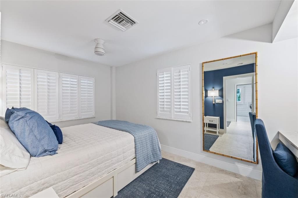 2170 Gulf Shore Blvd N 44e, Naples, FL 34102-27