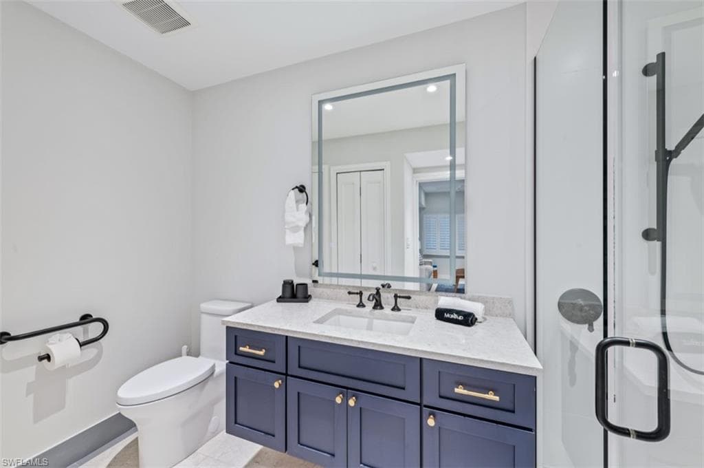 2170 Gulf Shore Blvd N 44e, Naples, FL 34102-28