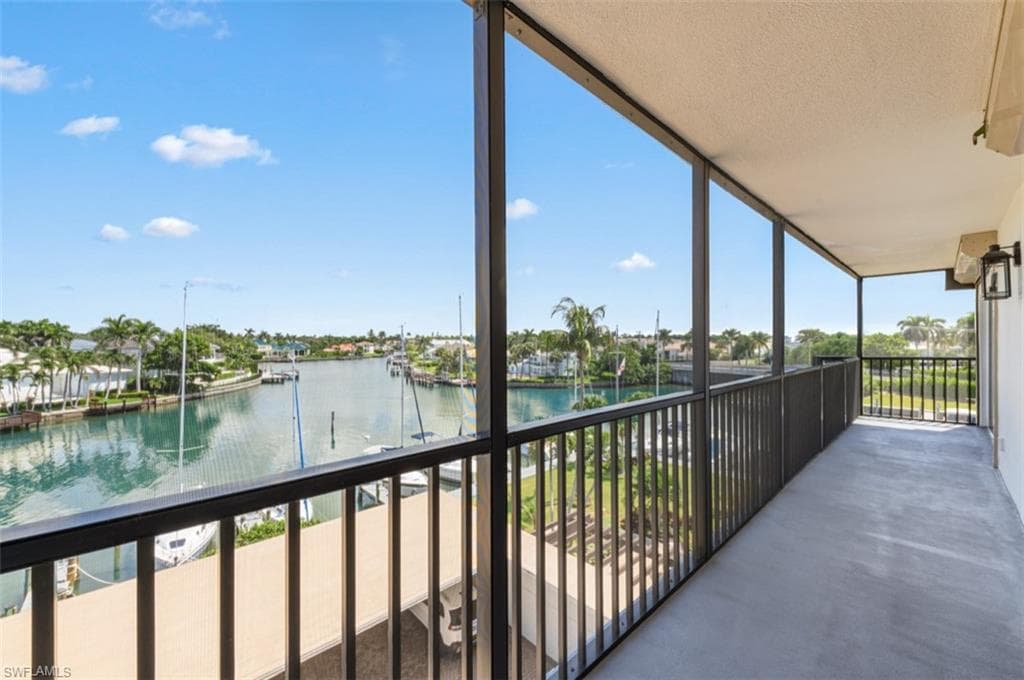 2170 Gulf Shore Blvd N 44e, Naples, FL 34102-2