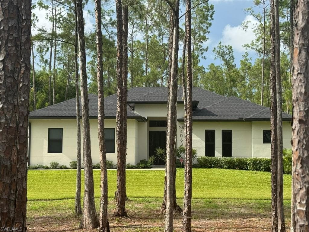 4063 4th Ave SE, Naples, FL 34117-1