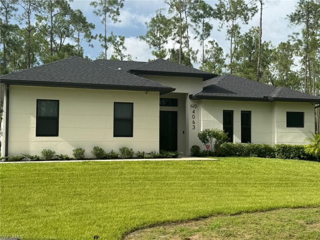 4063 4th Ave SE, Naples, FL 34117-3
