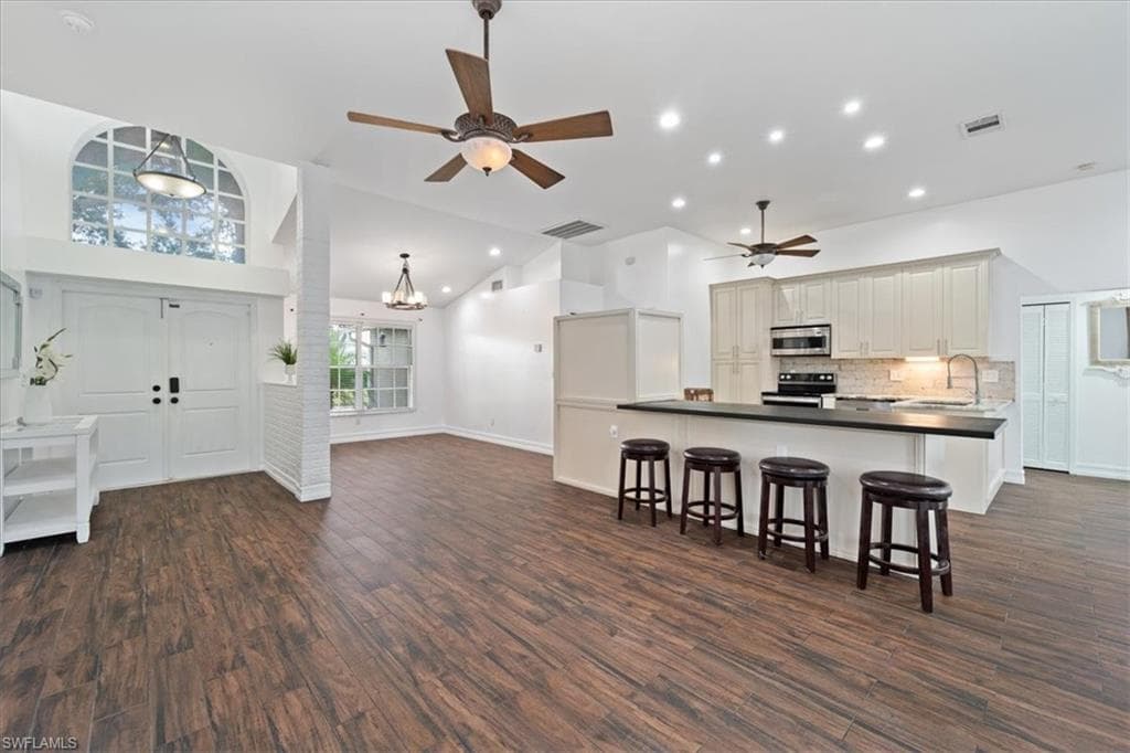 12596 Shannondale Dr, Fort Myers, FL 33913-11