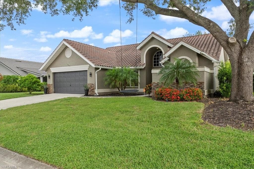 12596 Shannondale Dr, Fort Myers, FL 33913-3