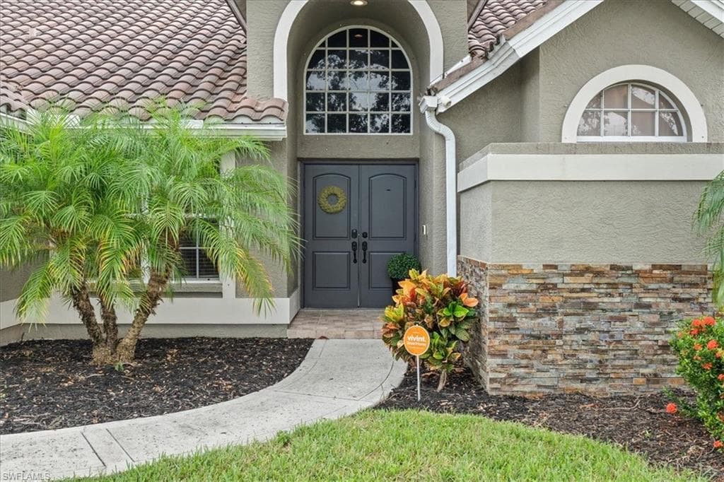 12596 Shannondale Dr, Fort Myers, FL 33913-4