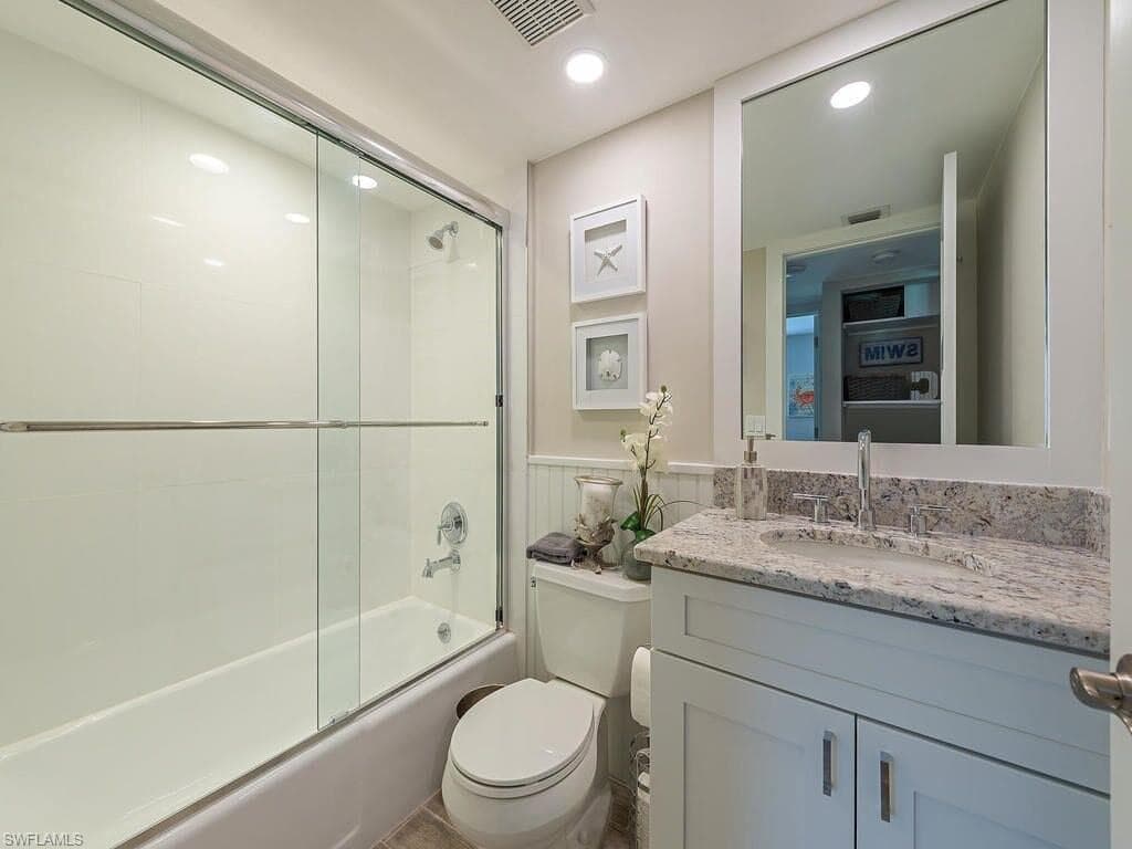 900 Misty Pines Cir 2c, Naples, FL 34105-8