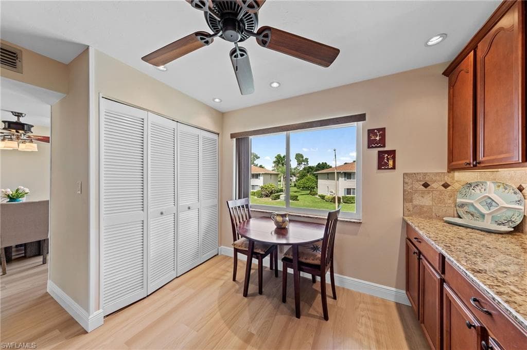 272 Winners Cir 4, Naples, FL 34112-10