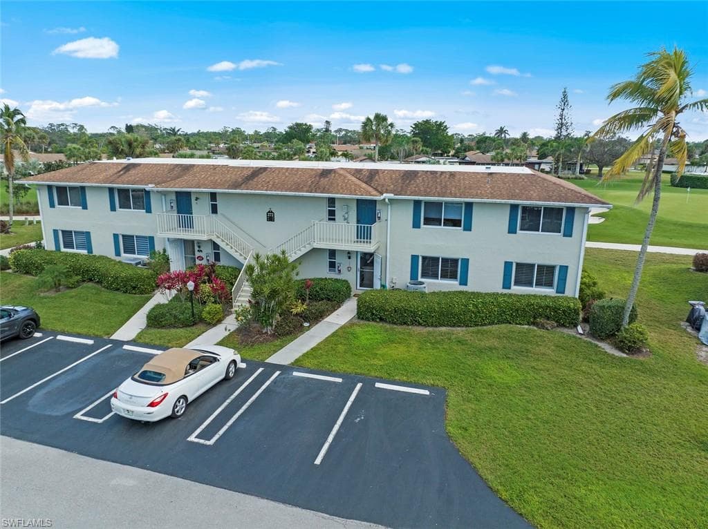 272 Winners Cir 4, Naples, FL 34112-34