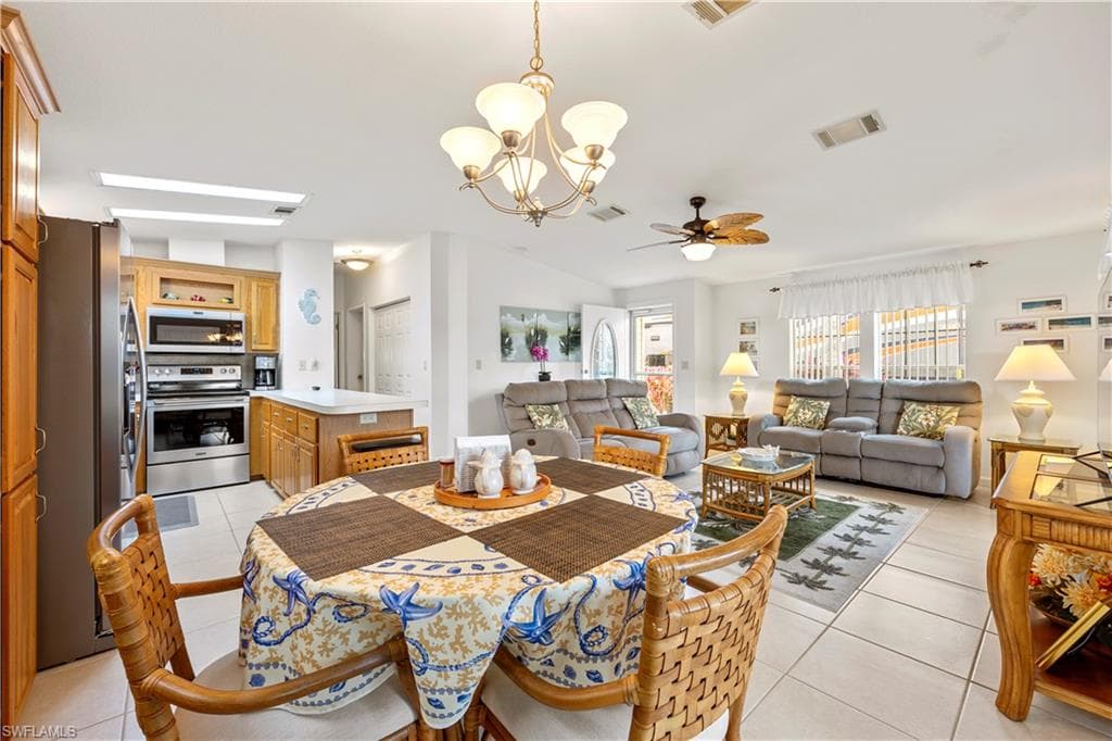 1022 Silver Lakes Blvd, Naples, FL 34114-18