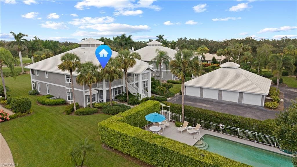 486 Edgemere Way E 2, Naples, FL 34105-3