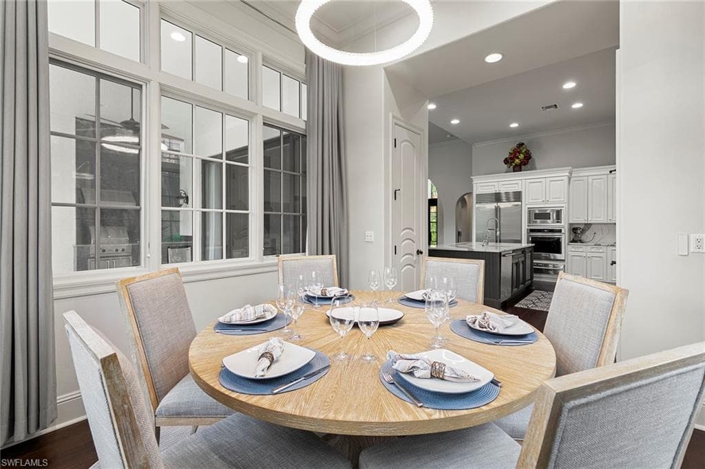 2896 Tiburon Blvd E, Naples, FL 34109-15