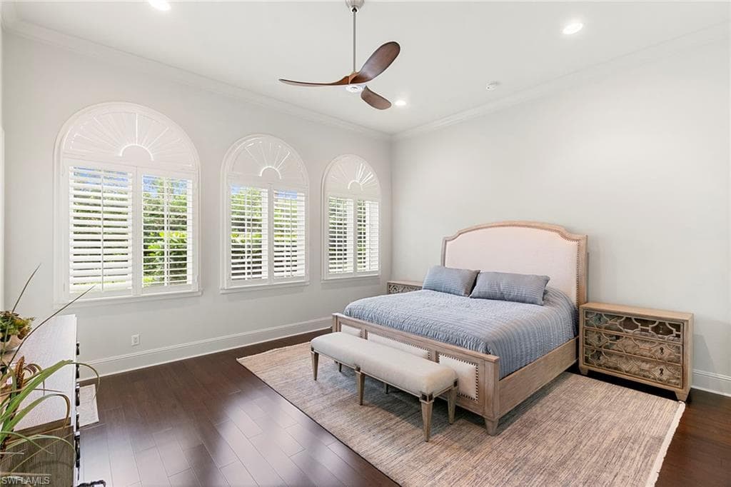 2896 Tiburon Blvd E, Naples, FL 34109-16