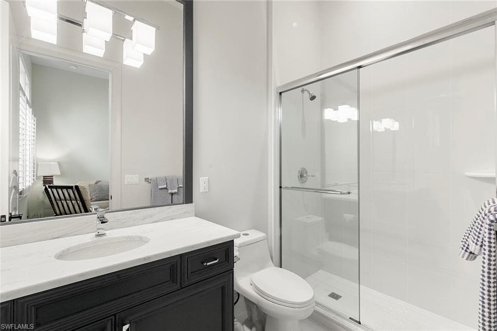 2896 Tiburon Blvd E, Naples, FL 34109-23
