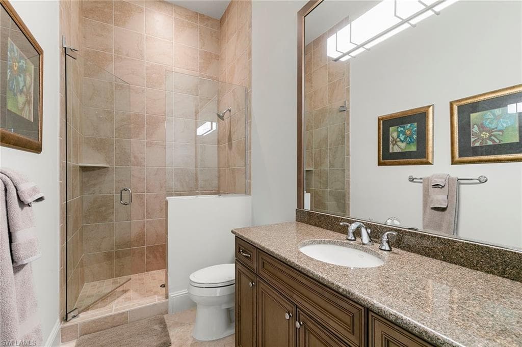 2896 Tiburon Blvd E, Naples, FL 34109-29