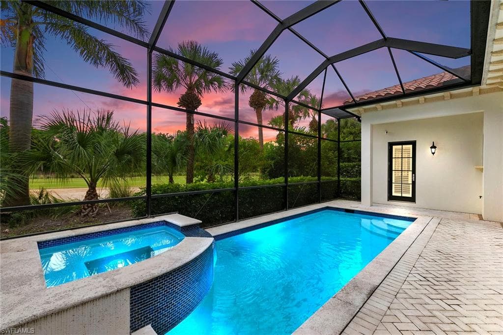 2896 Tiburon Blvd E, Naples, FL 34109-39