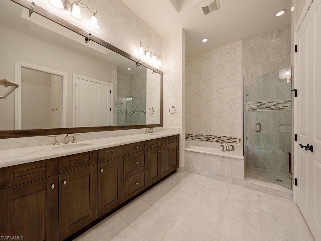 2314 Tradition Way 201, Naples, Fl 34105-10