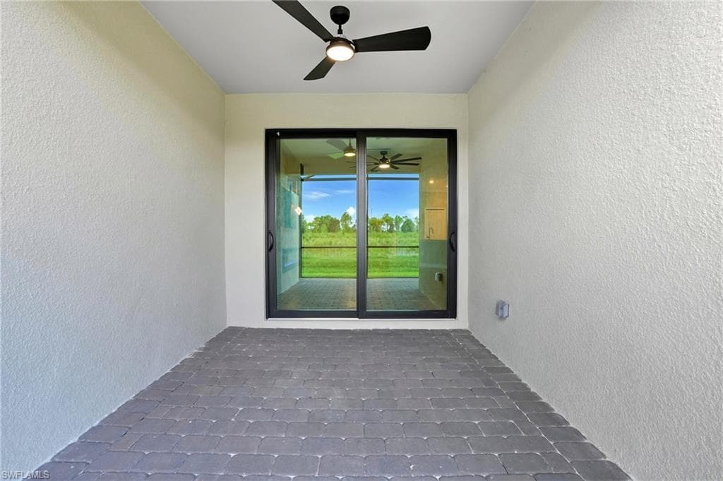 19612 Hinkley Dr, Estero, FL 33928-32