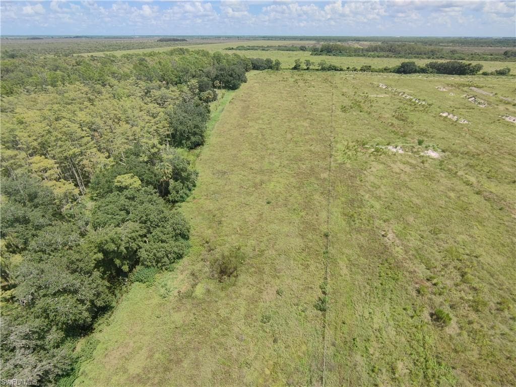 17681 Wildcat Dr, Fort Myers, FL 33913-9