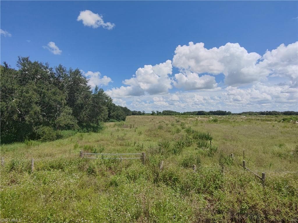 17681 Wildcat Dr, Fort Myers, FL 33913-1