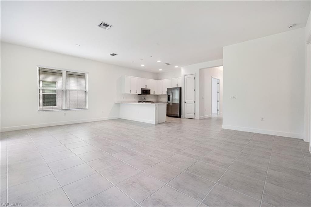 12448 Violet Ln, Naples, FL 34120-10