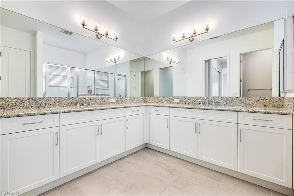 12448 Violet Ln, Naples, FL 34120-33