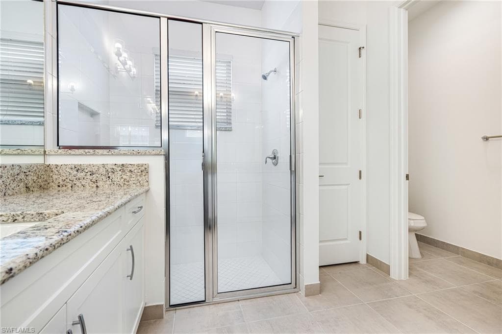 12448 Violet Ln, Naples, FL 34120-36