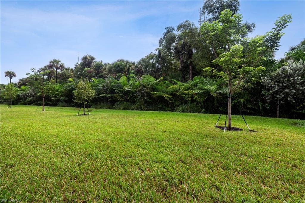 12448 Violet Ln, Naples, FL 34120-44