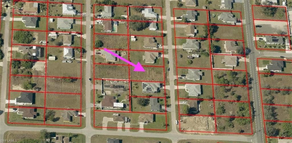 3907 9th St SW, Lehigh Acres, FL 33976-5