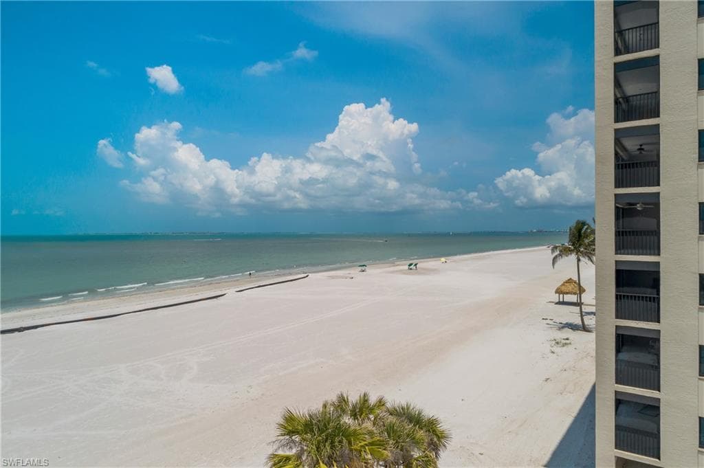 538 Estero Blvd 102, Fort Myers Beach, FL 33931-4