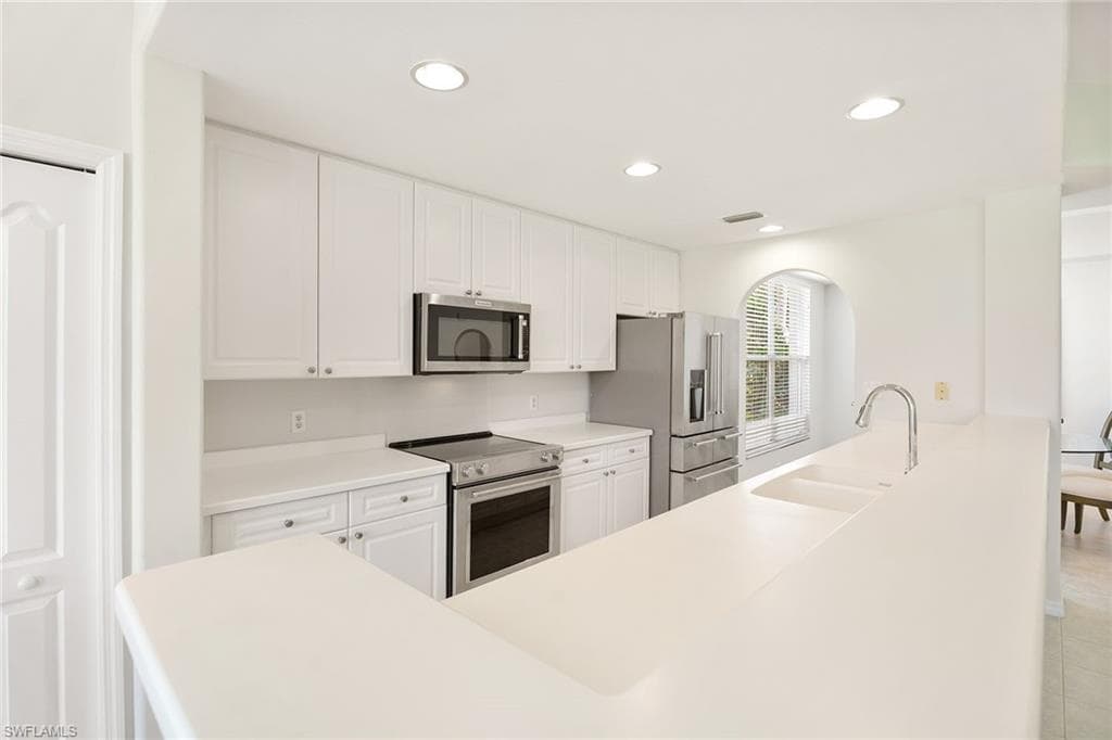 1953 Crestview Way 161, Naples, FL 34119-10