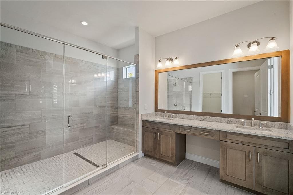 8936 Saint Lucia Dr 202, Naples, FL 34114-22