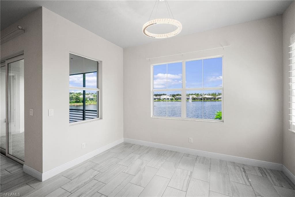8936 Saint Lucia Dr 202, Naples, FL 34114-27
