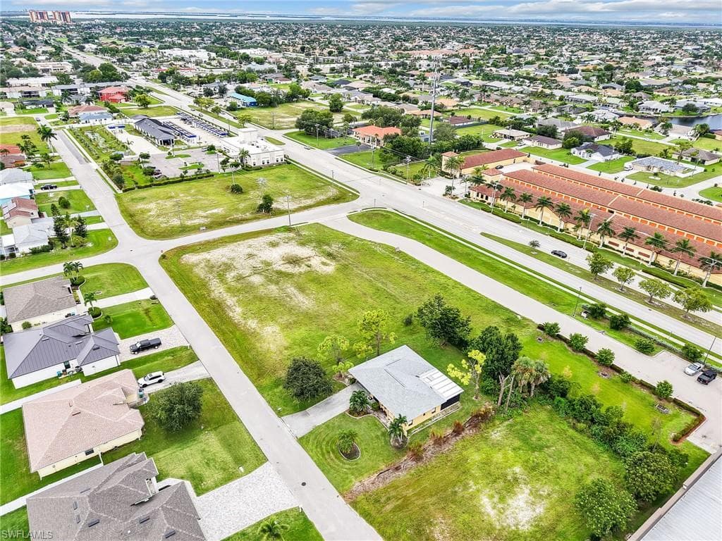 4441 Chiquita Blvd S, Cape Coral, FL 33914-6