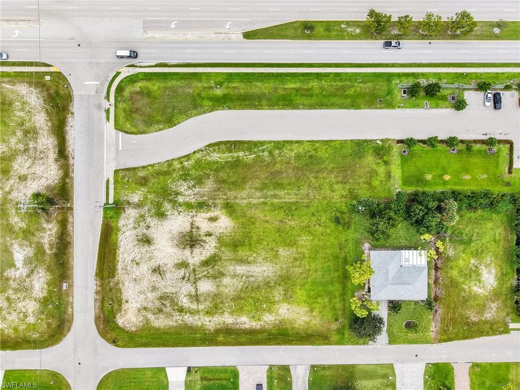 4441 Chiquita Blvd S, Cape Coral, FL 33914-8