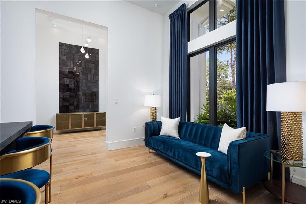 494 Gordonia Rd, Naples, FL 34108-10