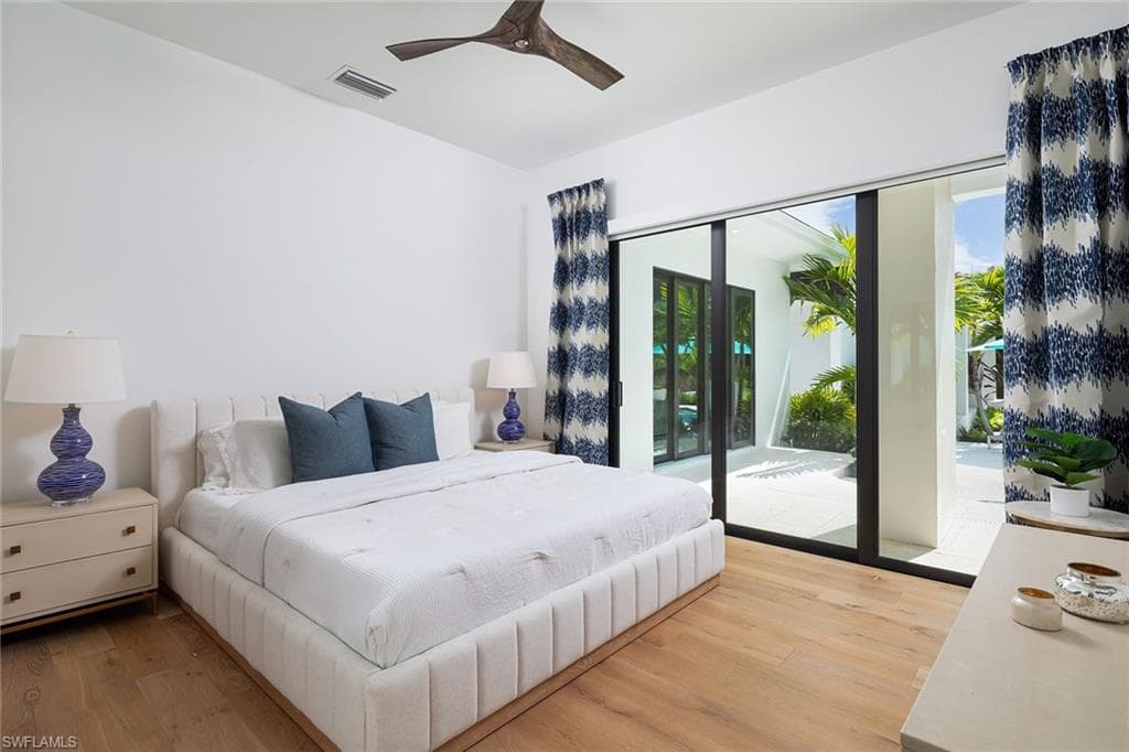 494 Gordonia Rd, Naples, FL 34108-21