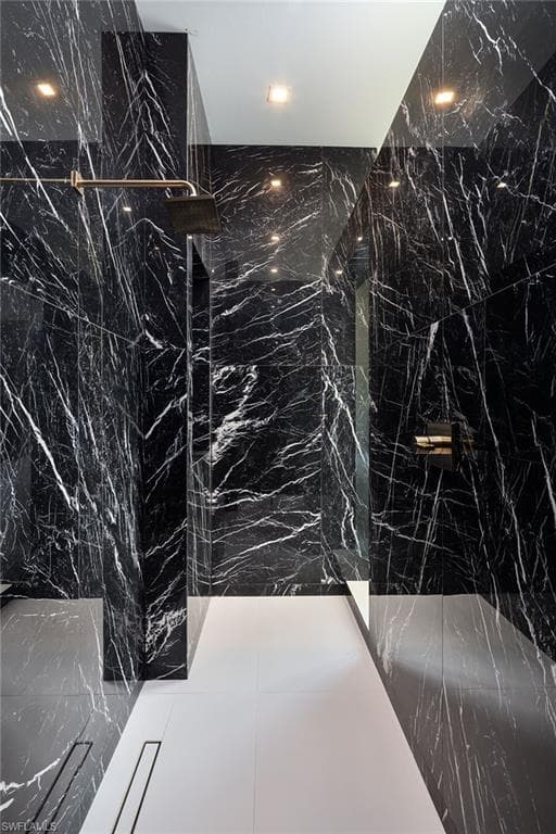 494 Gordonia Rd, Naples, FL 34108-26