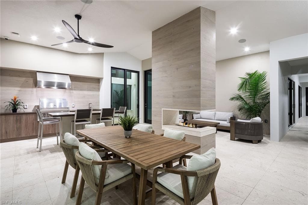 494 Gordonia Rd, Naples, FL 34108-31