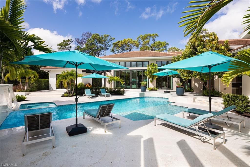 494 Gordonia Rd, Naples, FL 34108-34