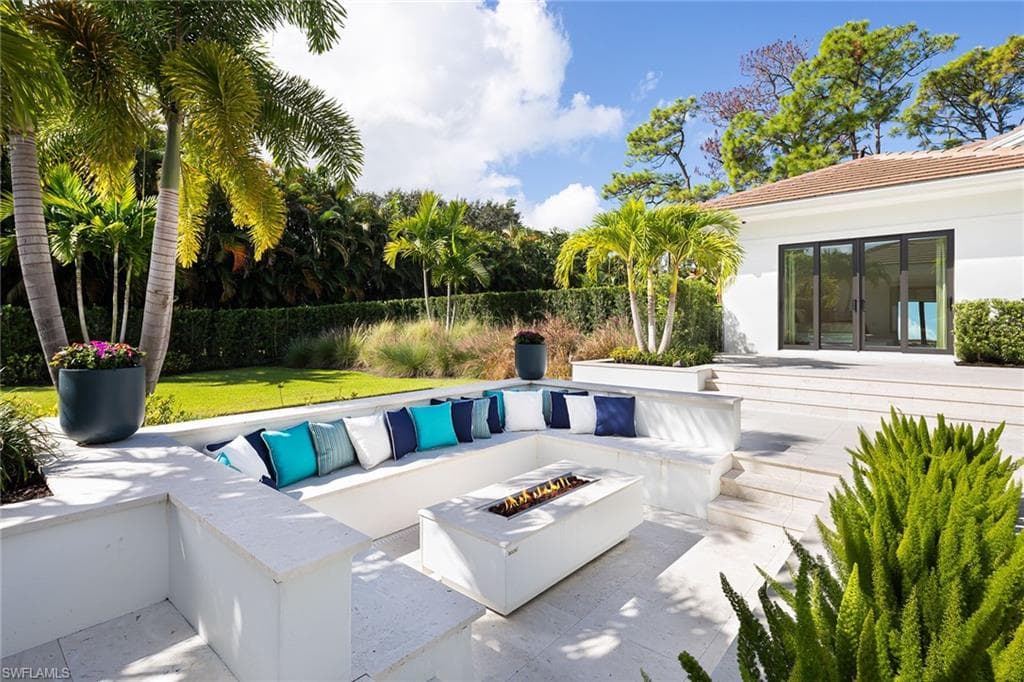 494 Gordonia Rd, Naples, FL 34108-36