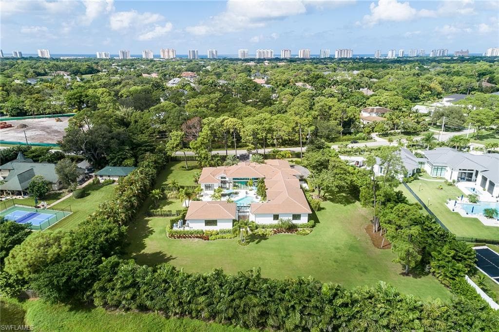 494 Gordonia Rd, Naples, FL 34108-39