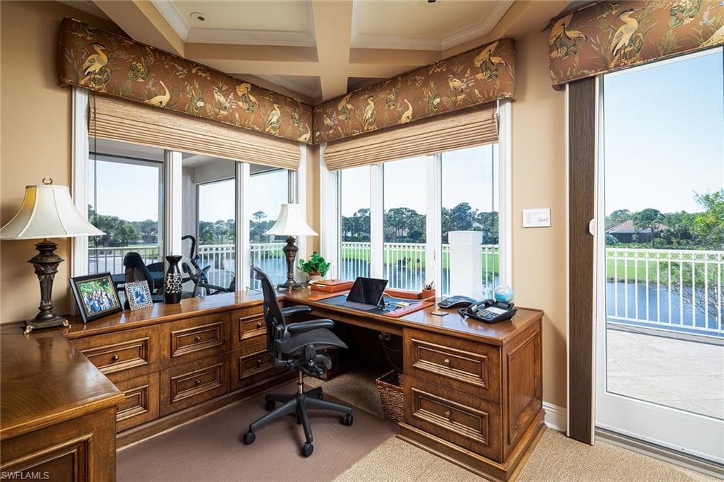 980 Barcarmil Way, Naples, FL 34110-28