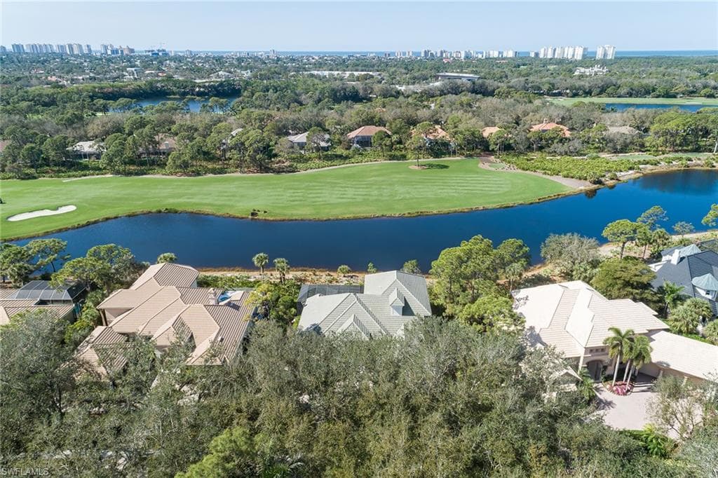 980 Barcarmil Way, Naples, FL 34110-37