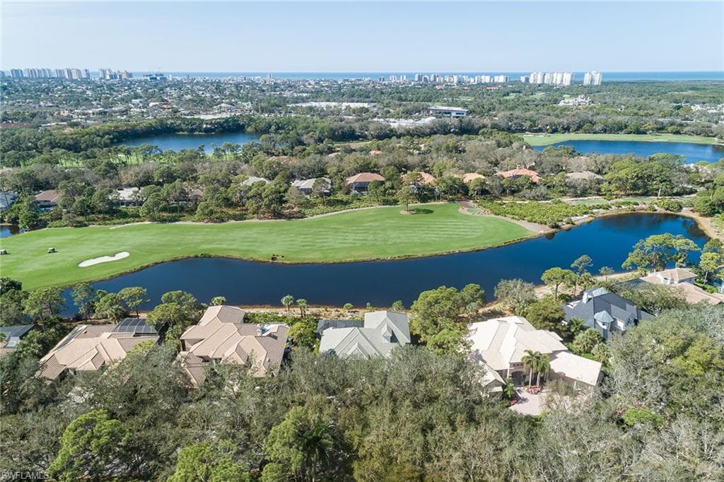 980 Barcarmil Way, Naples, FL 34110-38